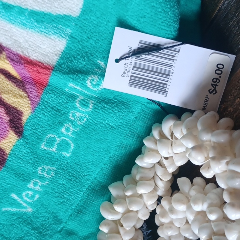 VERA BRADLEY BEACH TOWEL⛱️ - Picture 4 of 7